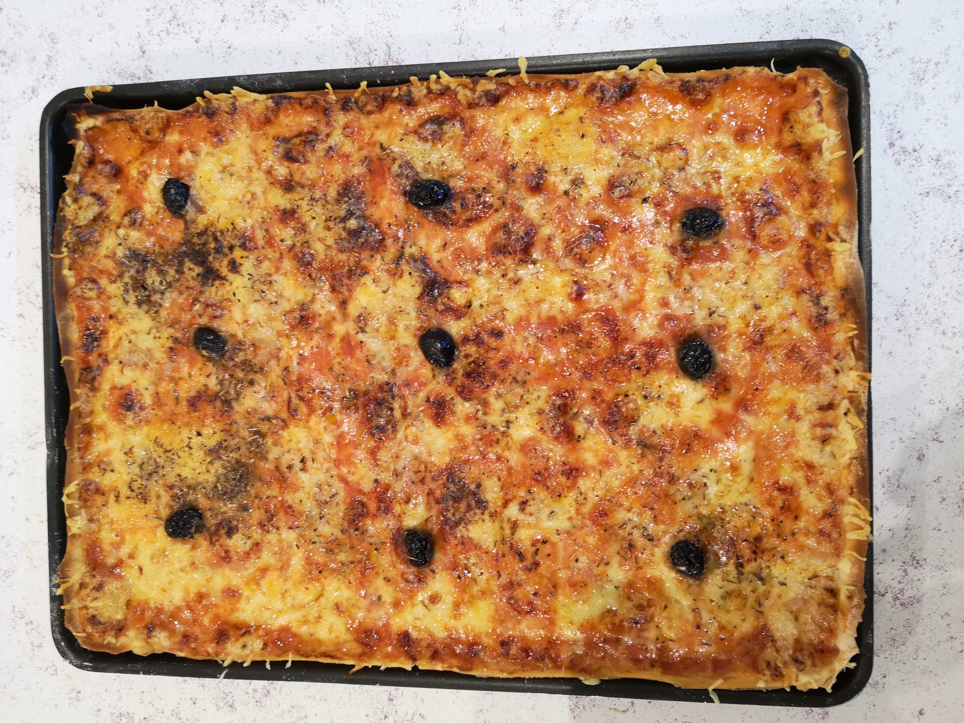 Pizza maison cuite au four Chez Patricia Tulette